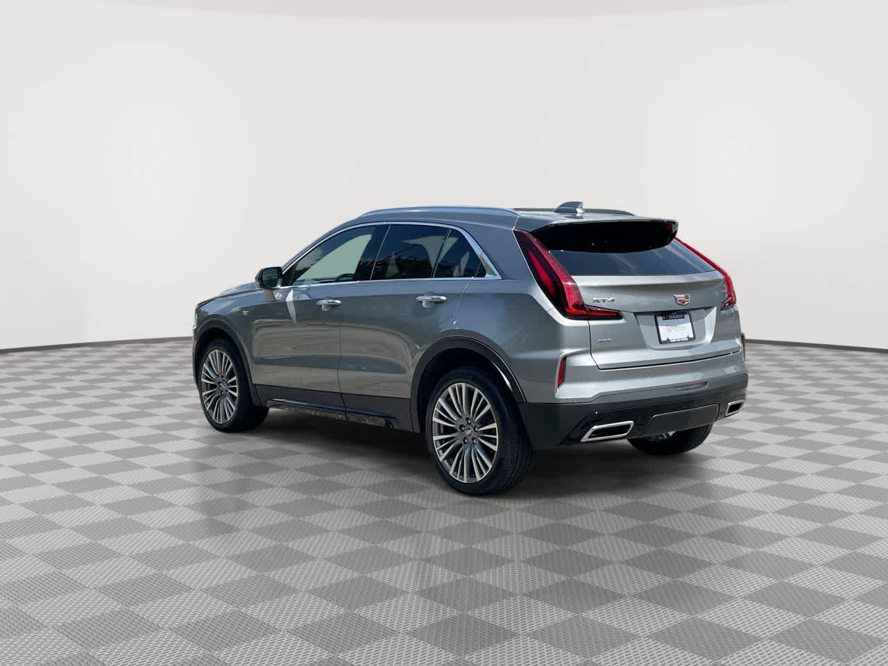Certified 2024 Cadillac XT4 Premium Luxury AWD/4WD image 6