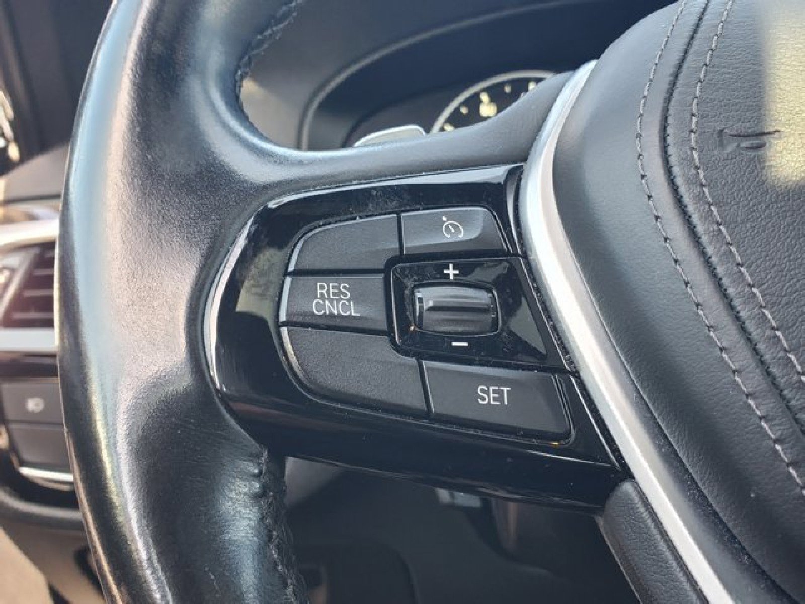 Used 2018 BMW 540i image 19