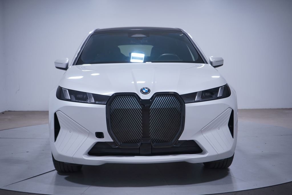 Used 2026 BMW iX xDrive60 w/ Premium Package image 4