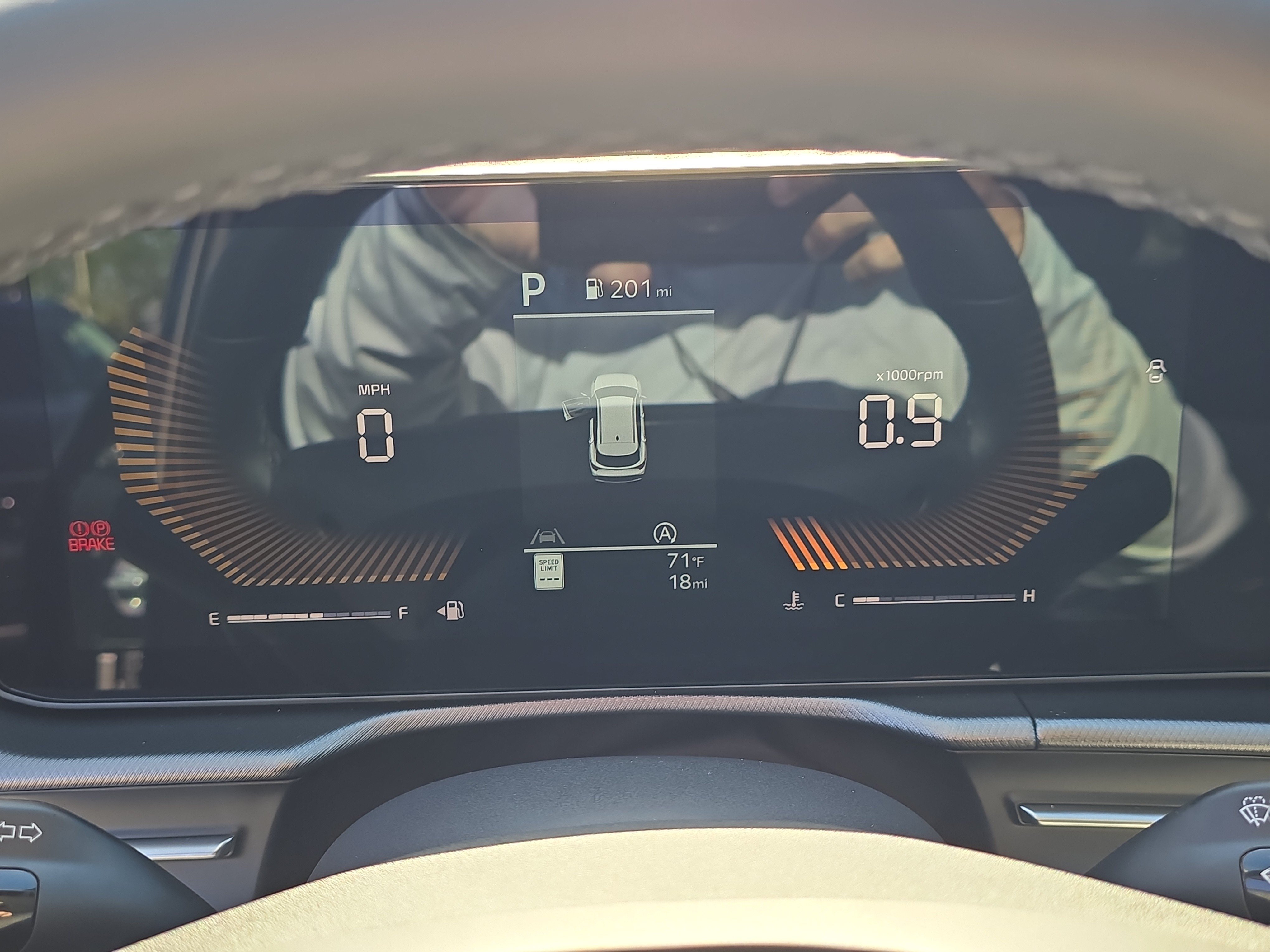 New 2027 Kia Sportage LX FWD image 30