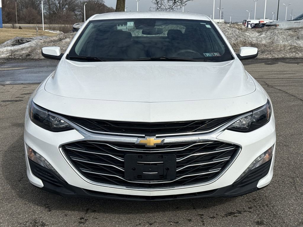Used 2023 Chevrolet Malibu LT image 3