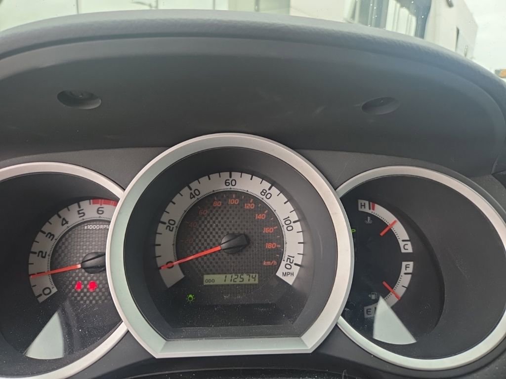 Used 2014 Toyota Tacoma PreRunner w/ Convenience Package RWD image 17