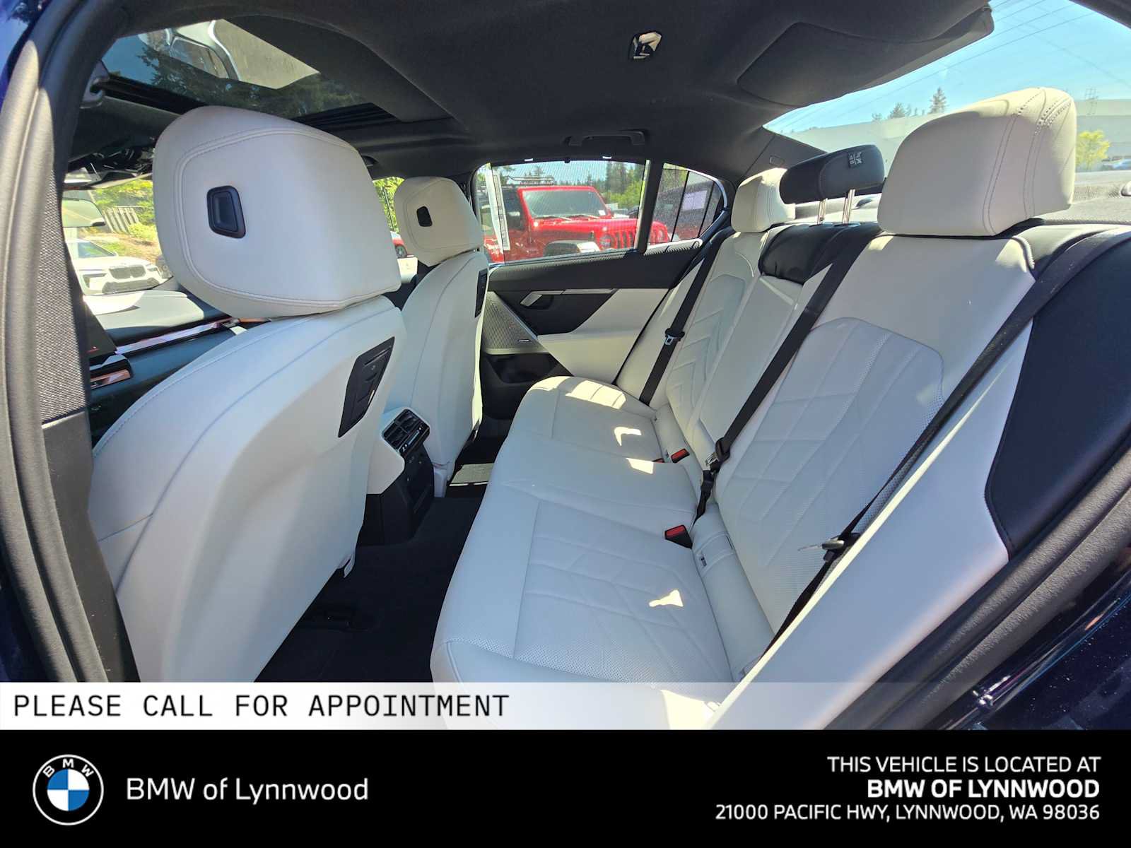 New 2026 BMW i5 eDrive40 w/ Premium Package AWD/4WD image 16