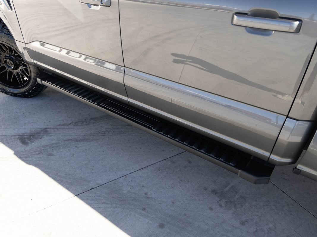Used 2025 Ford F150 Lariat AWD/4WD image 14