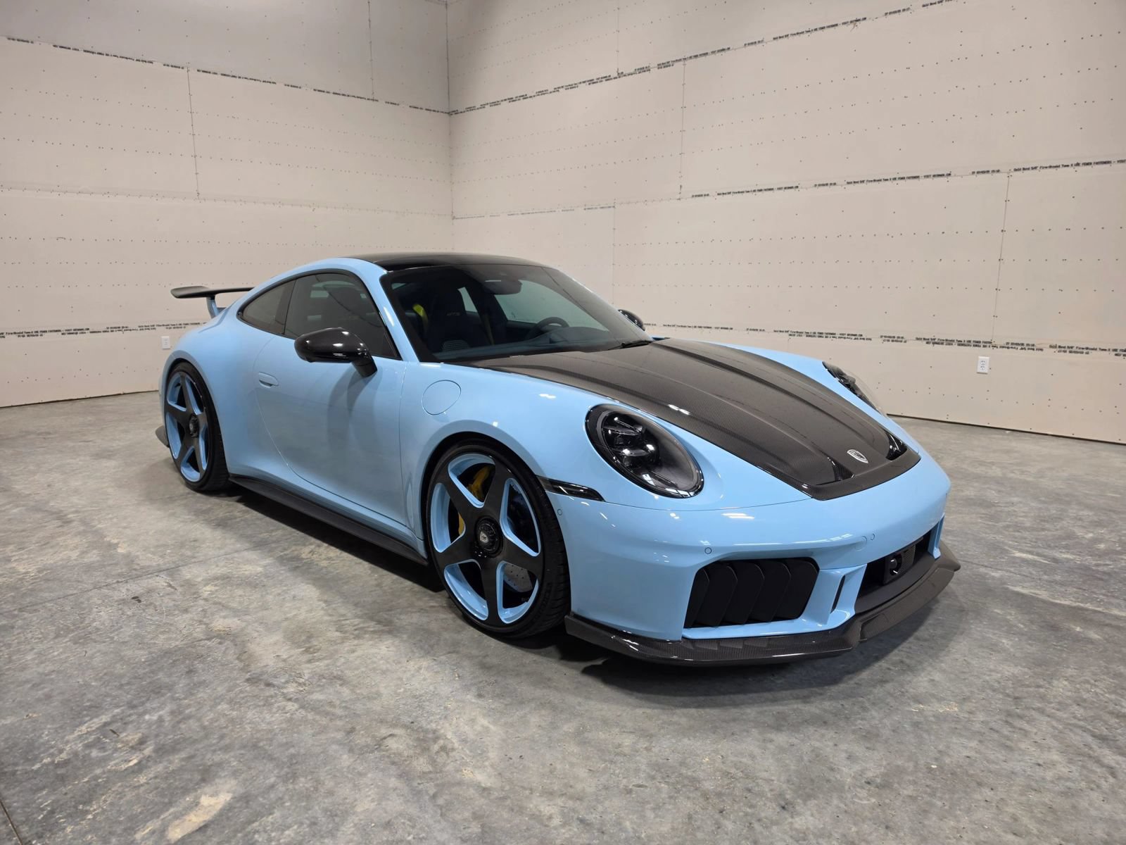 Used 2026 Porsche 911 GTS image 3