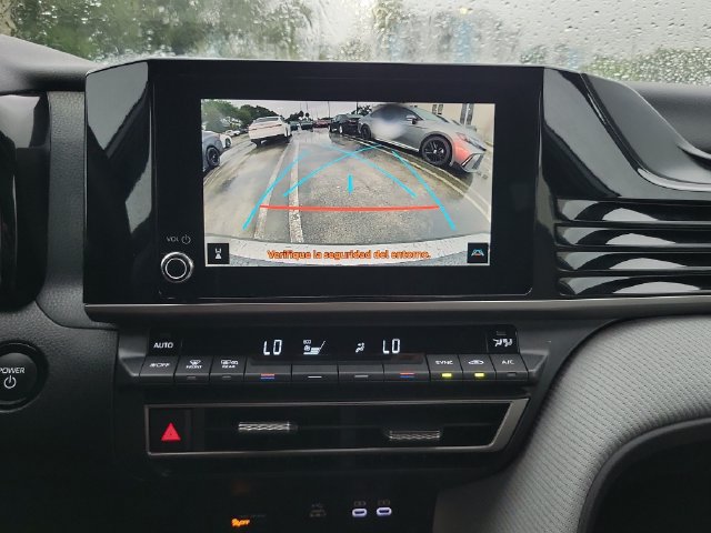 Used 2026 Toyota Camry SE FWD image 21