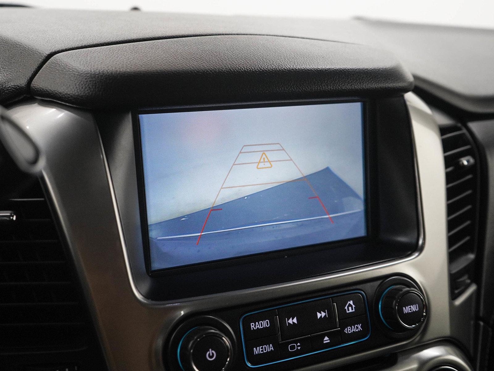 Used 2019 Chevrolet Suburban Premier AWD/4WD image 23