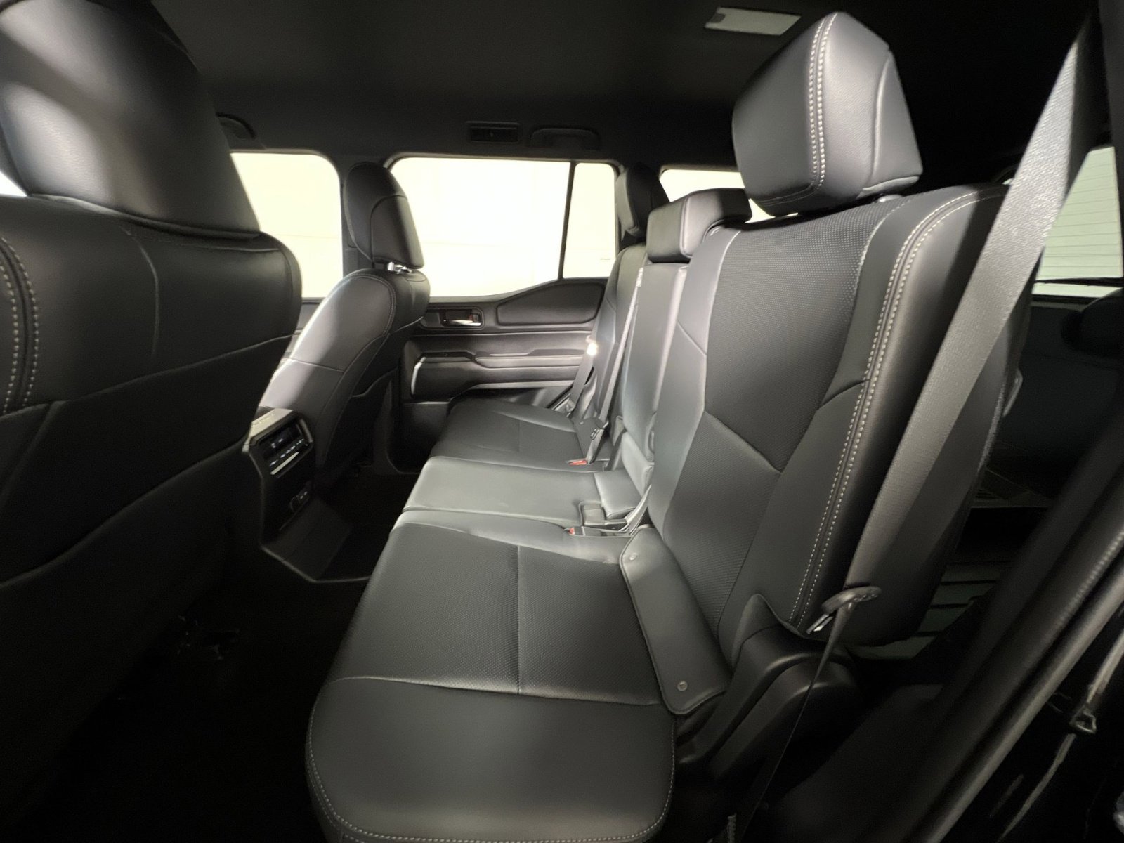 Used 2024 Toyota Land Cruiser image 22