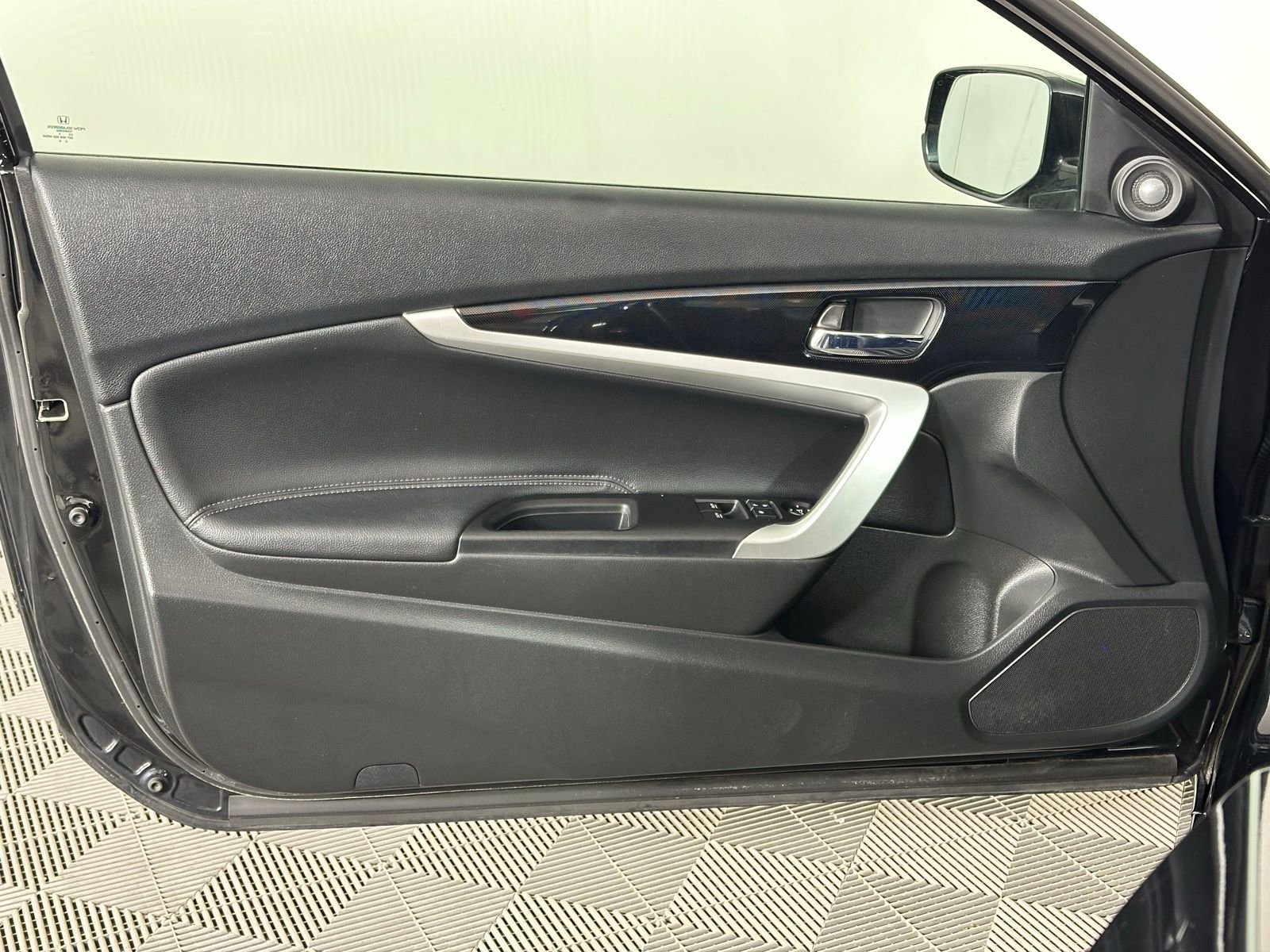 Used 2015 Honda Accord EX-L image 30