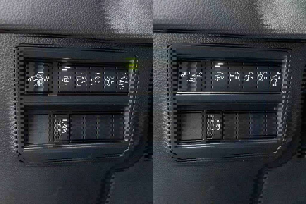 Certified 2025 Toyota Sequoia SR5 AWD/4WD image 24