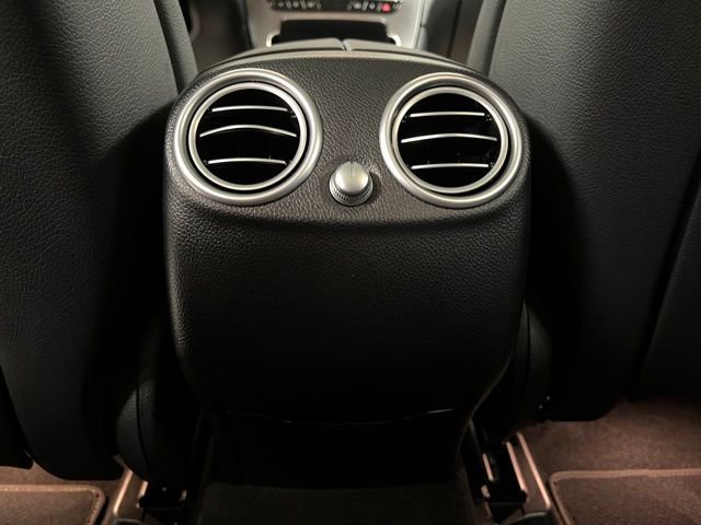 Used 2021 Mercedes-Benz GLC 300 4MATIC image 47