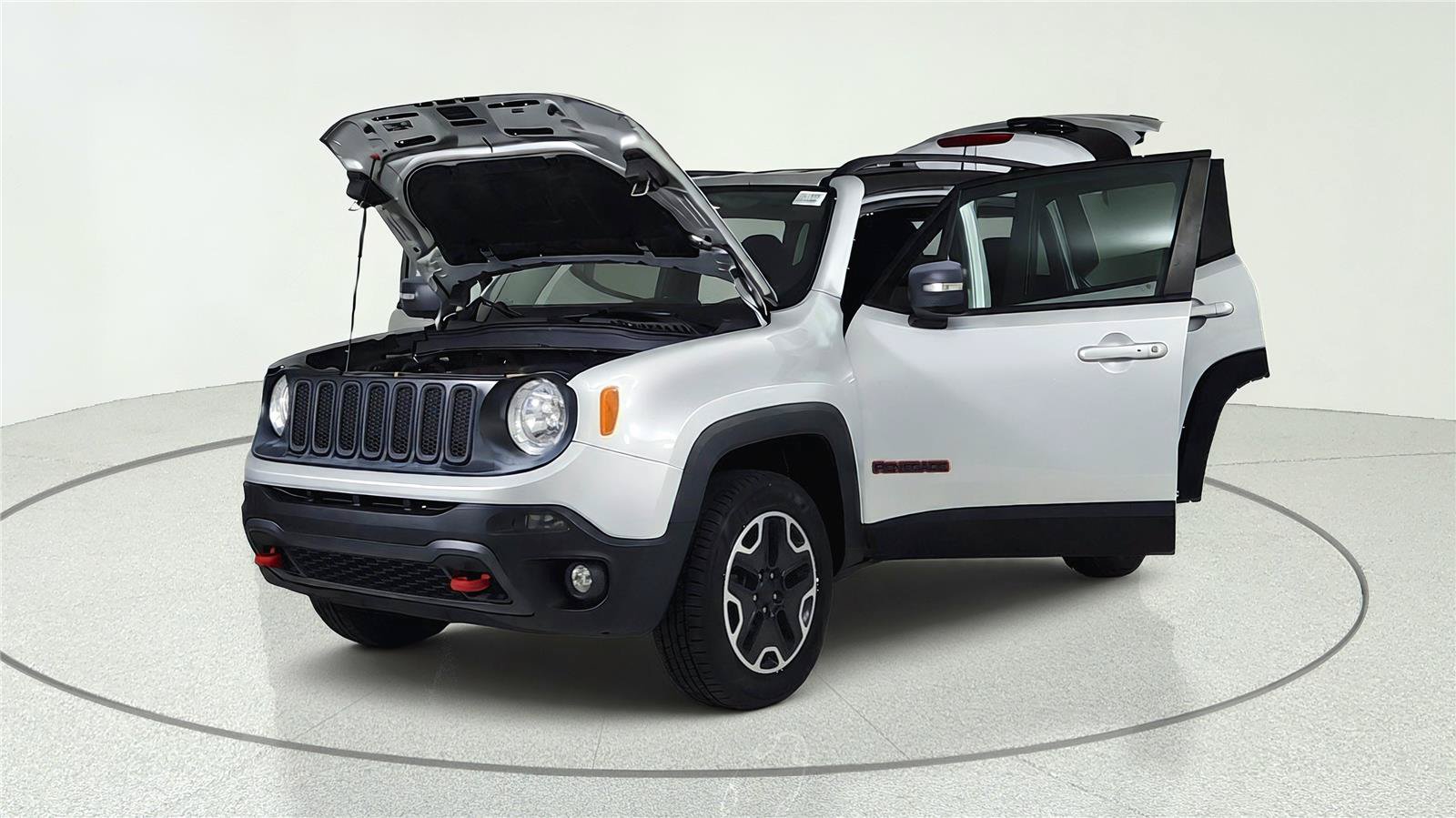 Used 2016 Jeep Renegade Trailhawk AWD/4WD image 10