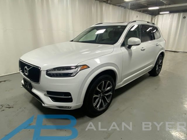 Used 2019 Volvo XC90 T5 Momentum w/ Multimedia Package