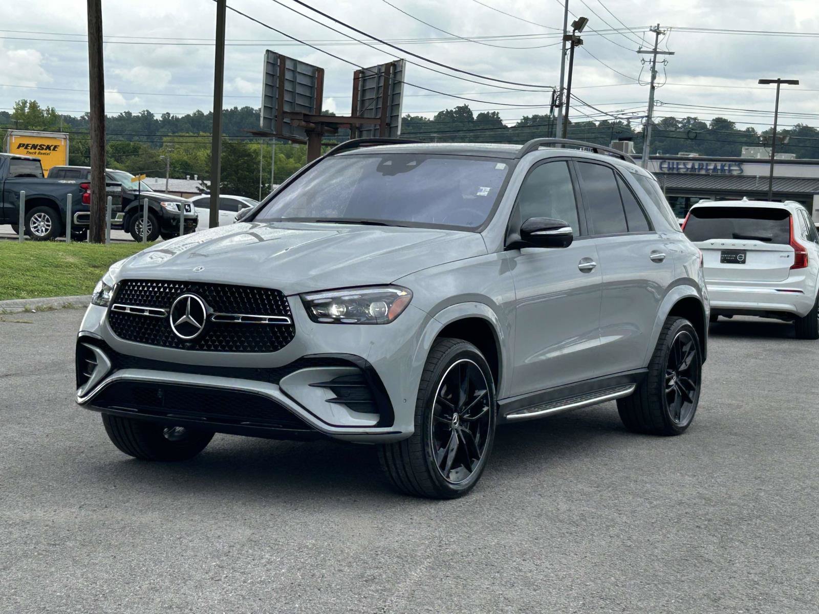 Used 2024 Mercedes-Benz GLE 580 4MATIC image 3