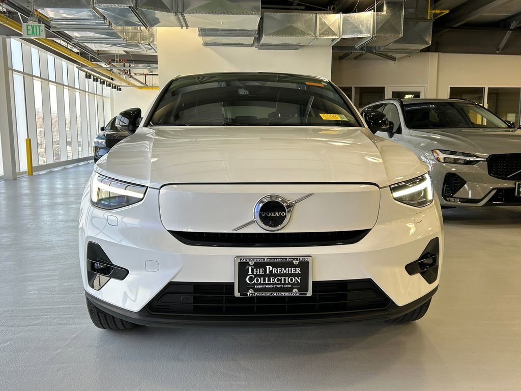 Certified 2023 Volvo C40 P8 Recharge Ultimate image 6