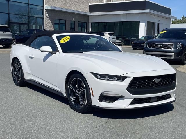 Used 2024 Ford Mustang Premium image 11