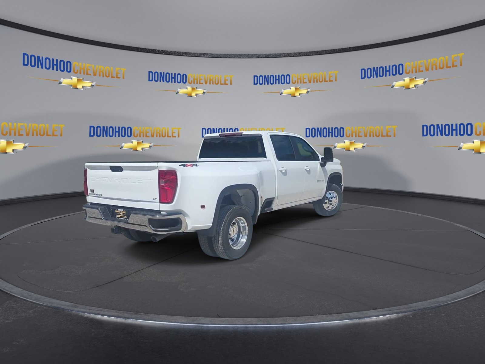 New 2026 Chevrolet Silverado 3500 LT AWD/4WD image 11