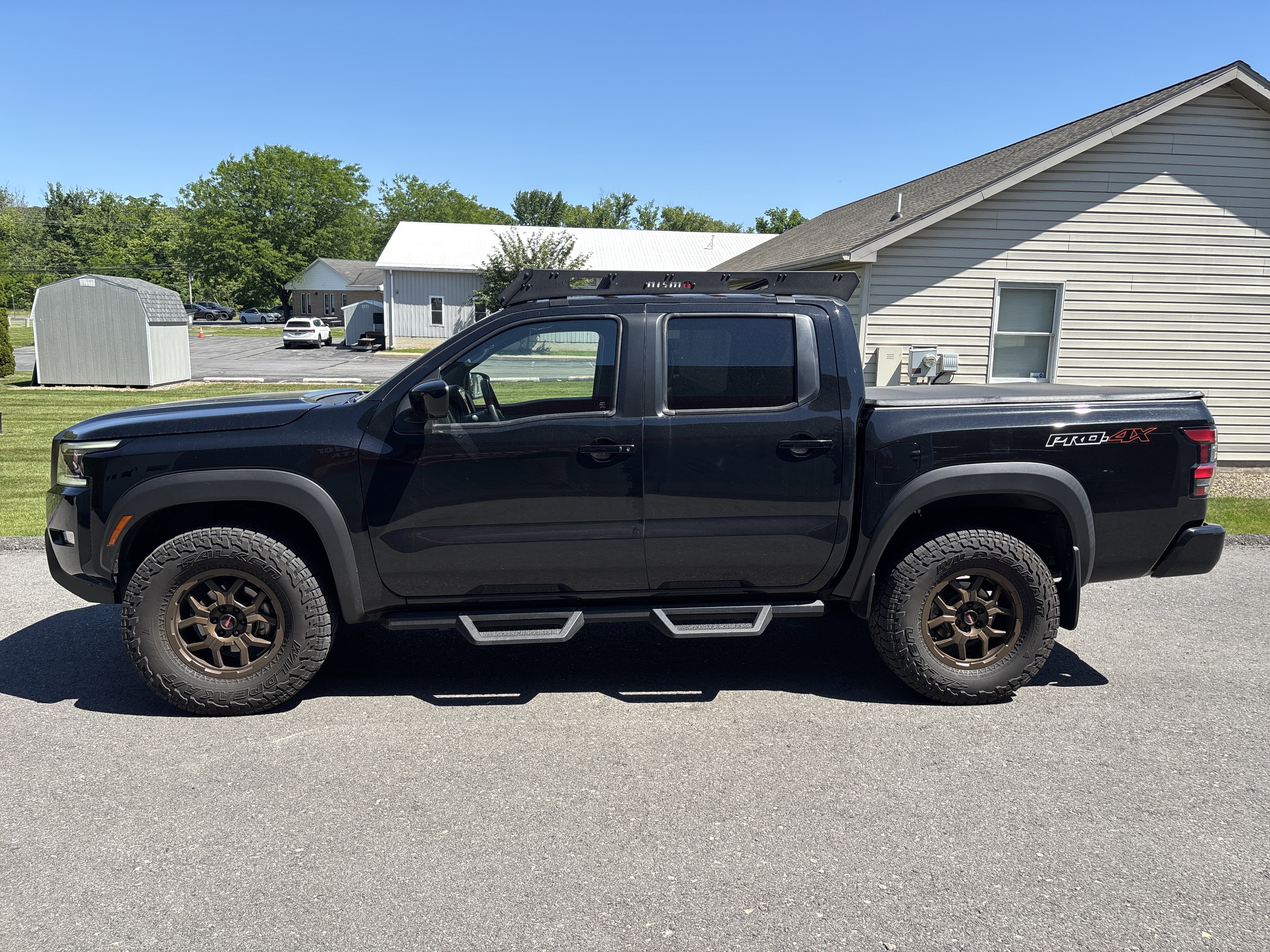 Used 2022 Nissan Frontier PRO-4X w/ Pro-4X Premium Package AWD/4WD image 6