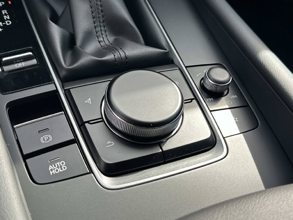 New 2026 MAZDA MAZDA3 s FWD image 17