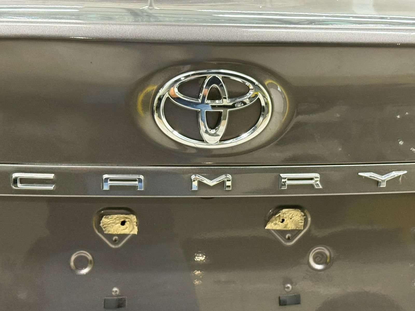 Used 2022 Toyota Camry LE FWD image 12