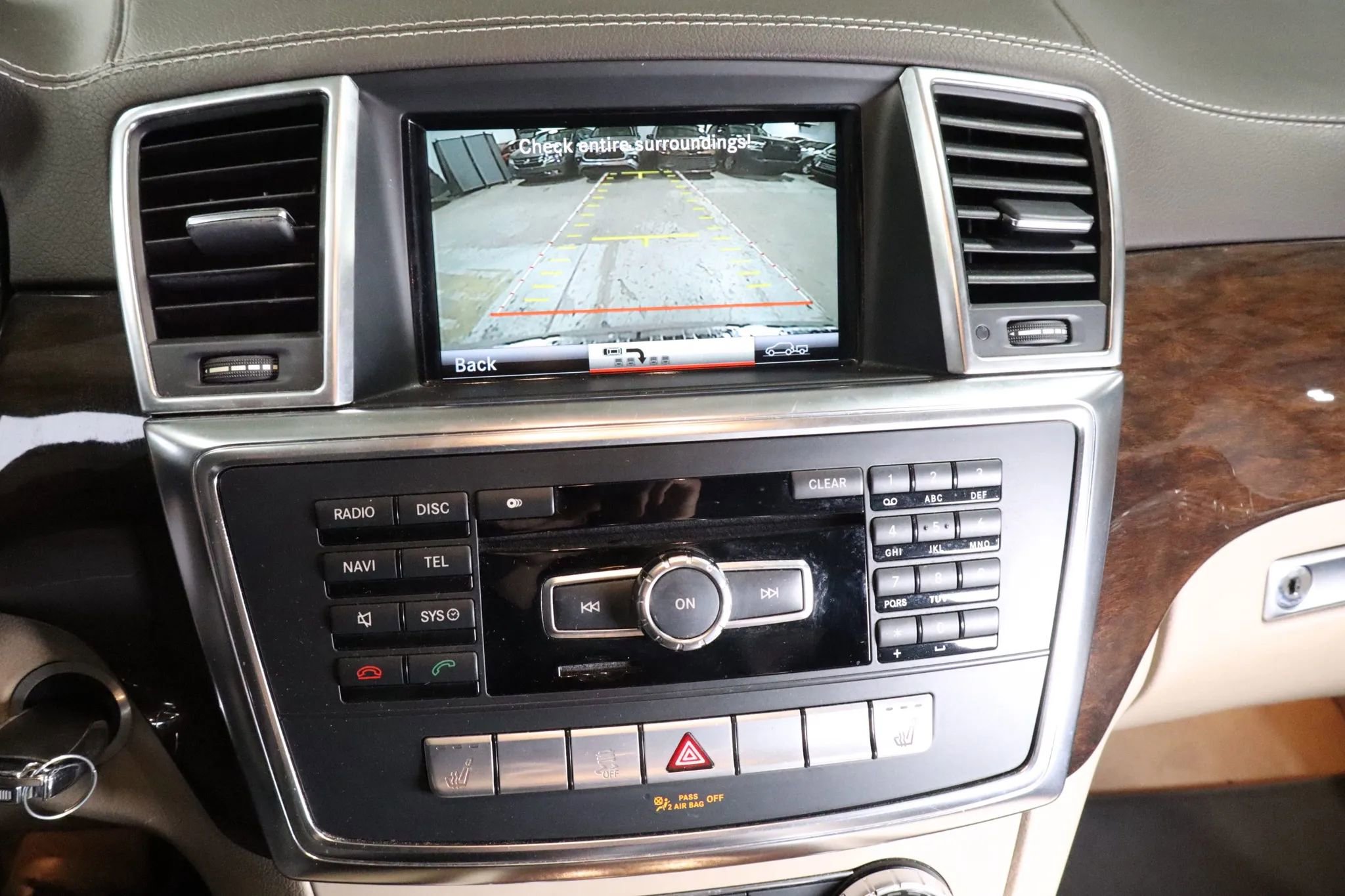 Used 2013 Mercedes-Benz GL 320 BlueTEC 4MATIC image 20