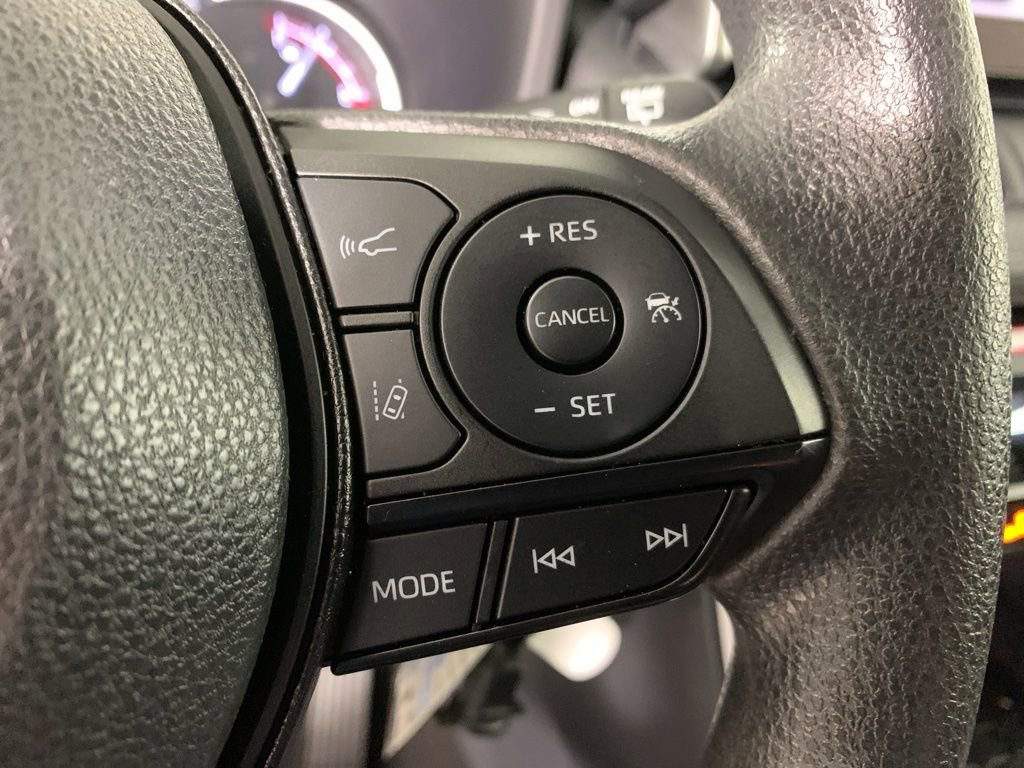 Used 2024 Toyota RAV4 LE image 21