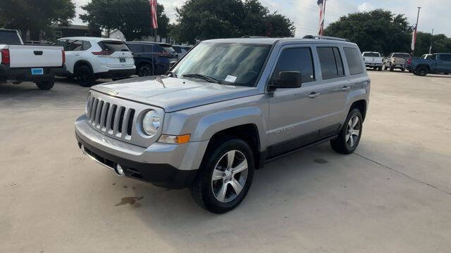 Used 2017 Jeep Patriot High Altitude AWD/4WD image 4