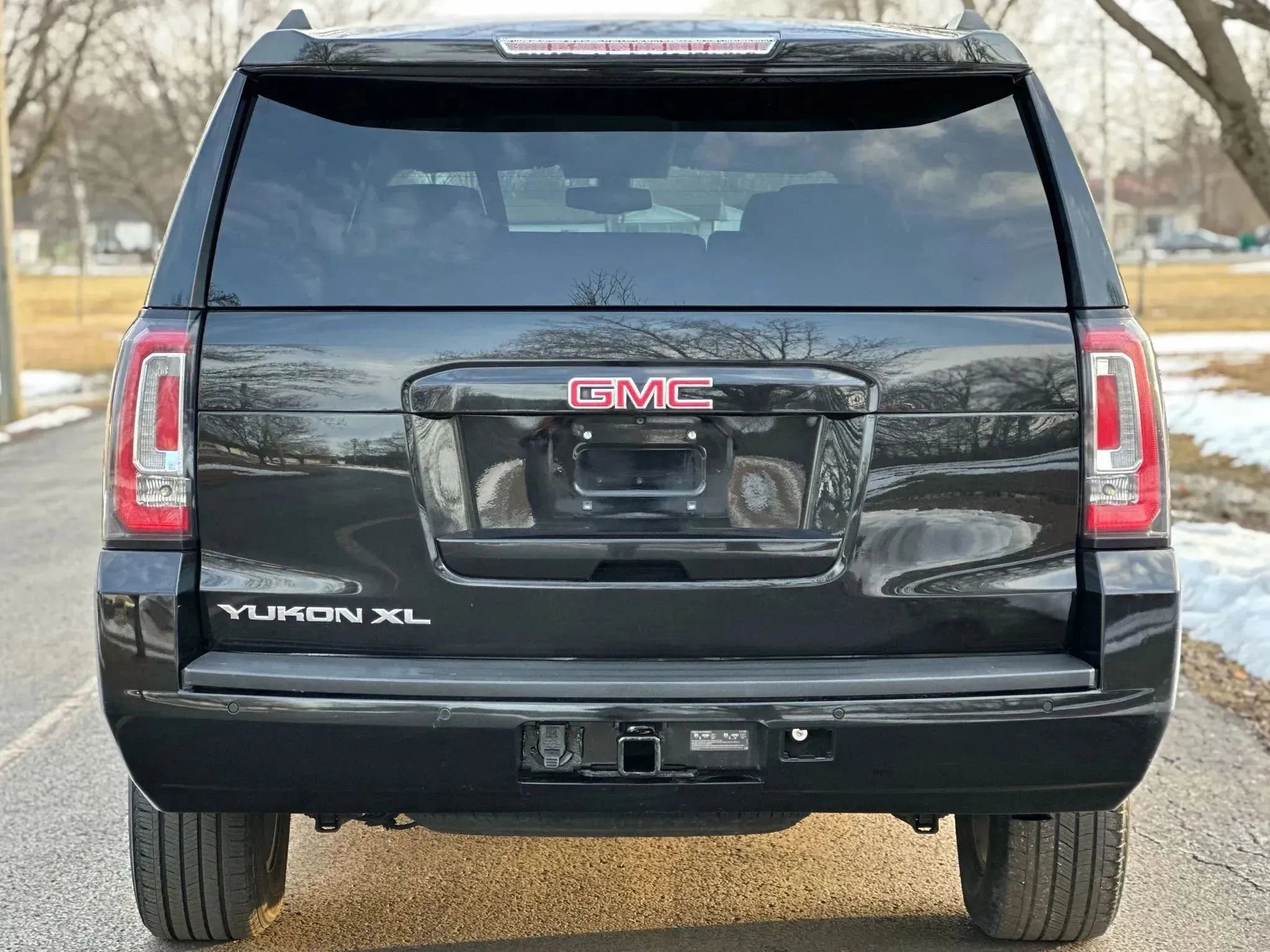 Used 2019 GMC Yukon XL SLE image 6