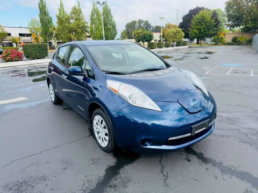 Used 2017 Nissan Leaf S w/ Charge Package FWD image 7