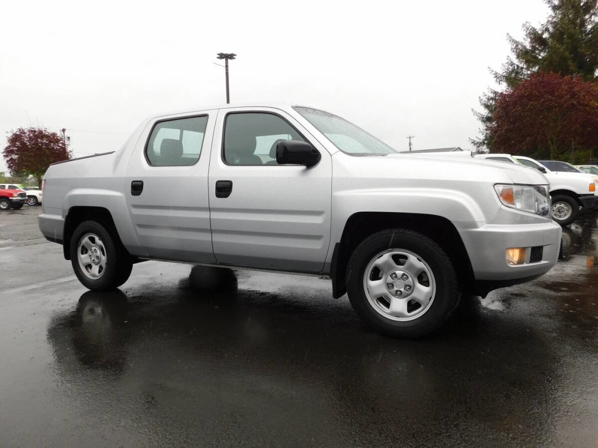 Used 2010 Honda Ridgeline RT image 1