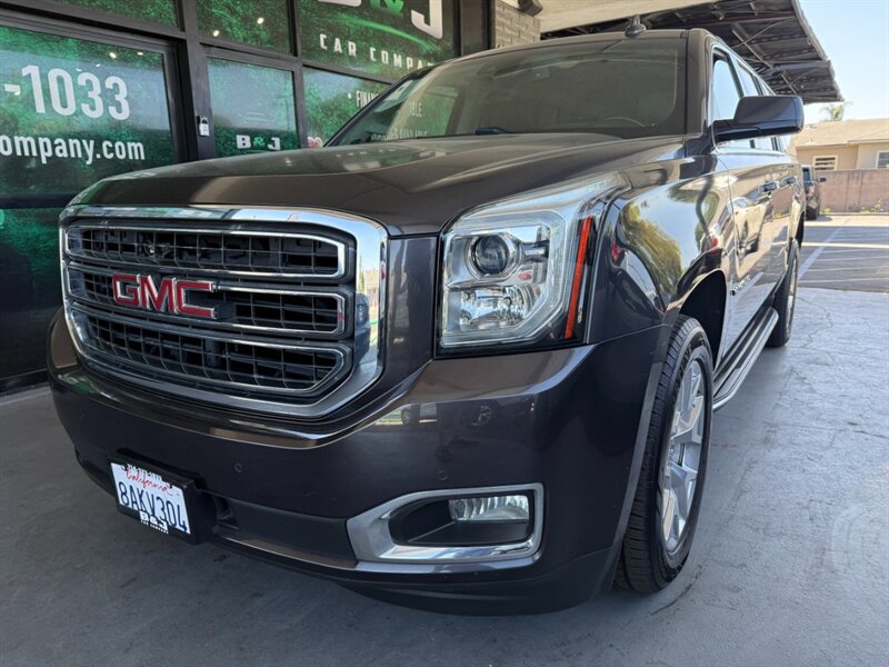 Used 2018 GMC Yukon XL SLT w/ Open Road Package RWD image 3