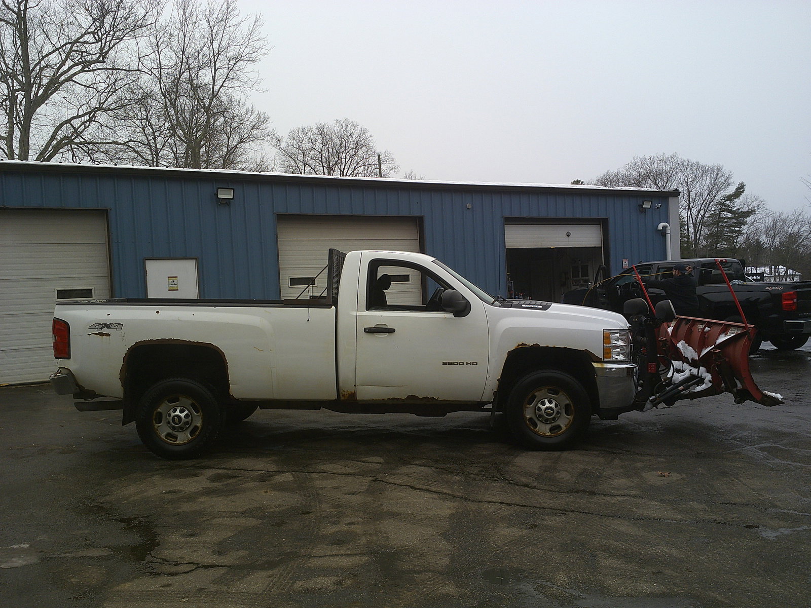 Used 2013 Chevrolet Silverado 2500 W/T w/ Snow Plow Prep Package image 4