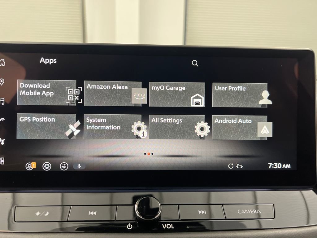 Used 2025 Nissan Rogue SL image 56