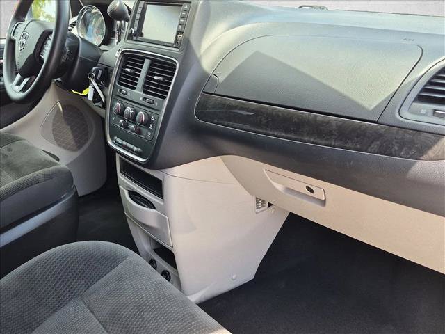 Used 2017 Dodge Grand Caravan SE w/ Power Window Group FWD image 21