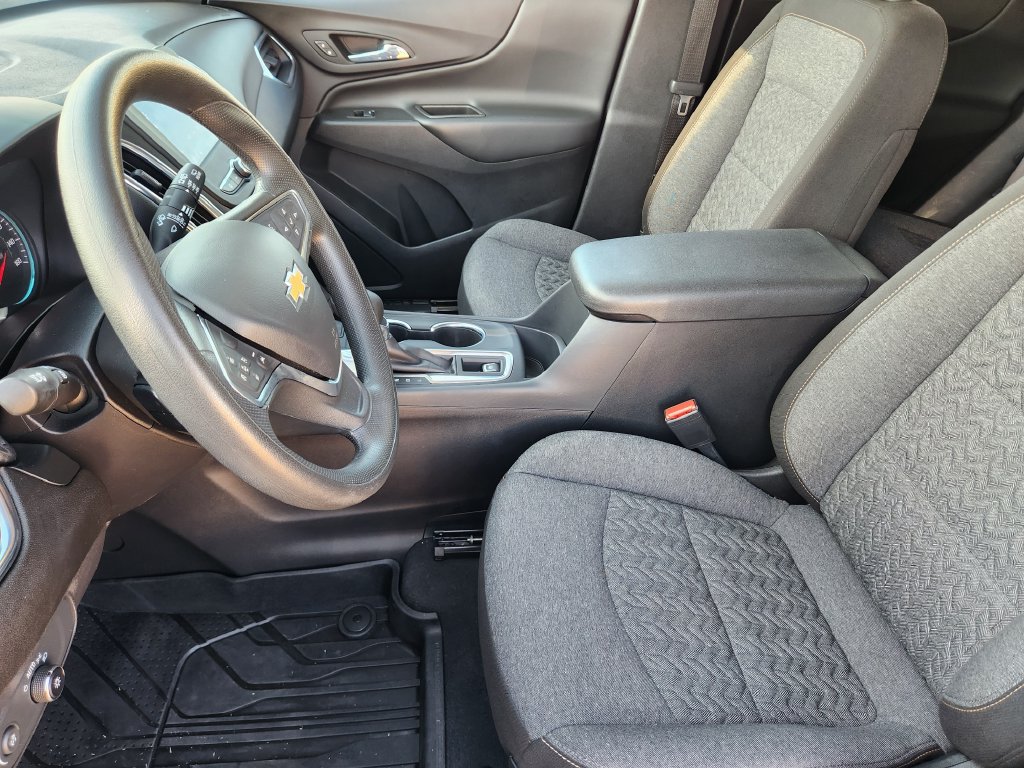 Used 2023 Chevrolet Equinox LT w/ LPO, Floor Liner Package AWD/4WD image 13