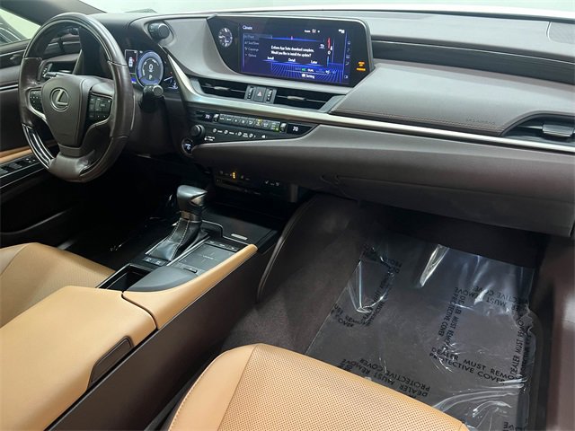 Used 2019 Lexus ES 300h image 12