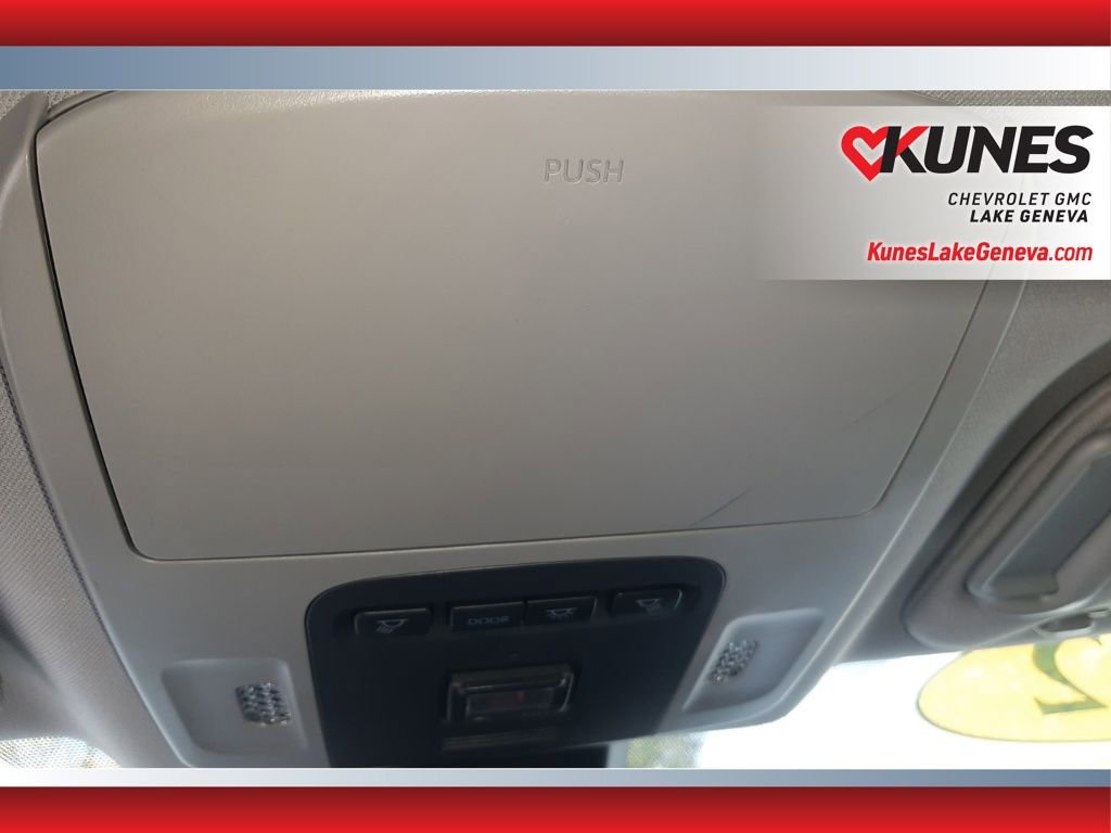 Used 2022 Toyota Camry XSE FWD image 22