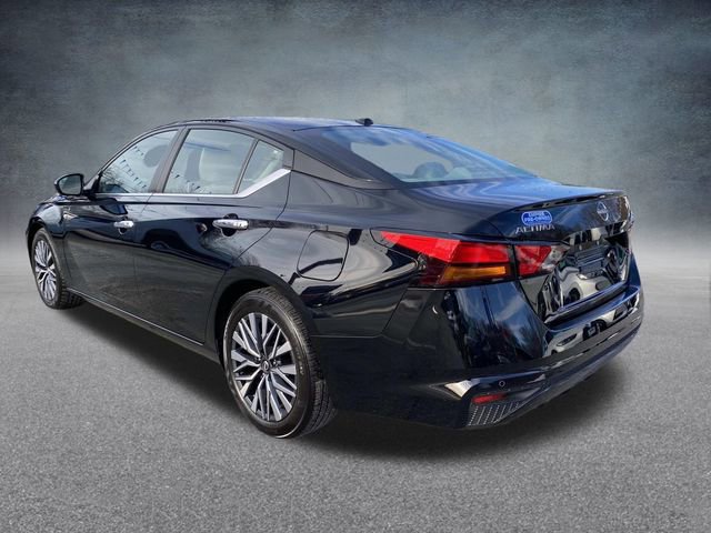 Used 2025 Nissan Altima 2.5 SV image 31