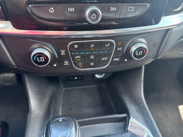 Used 2018 Chevrolet Traverse LT w/ LPO, Floor Liner Package AWD/4WD image 24