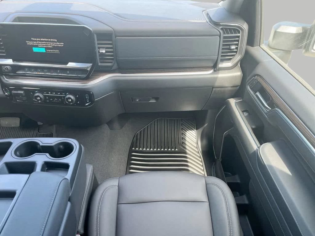 New 2026 Chevrolet Silverado 3500 LT w/ All Star Edition AWD/4WD image 14
