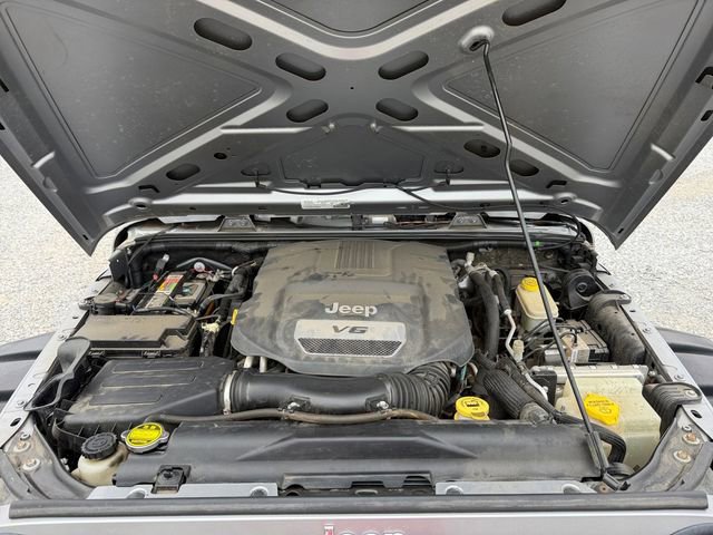Used 2015 Jeep Wrangler Unlimited Sport w/ Connectivity Group image 20