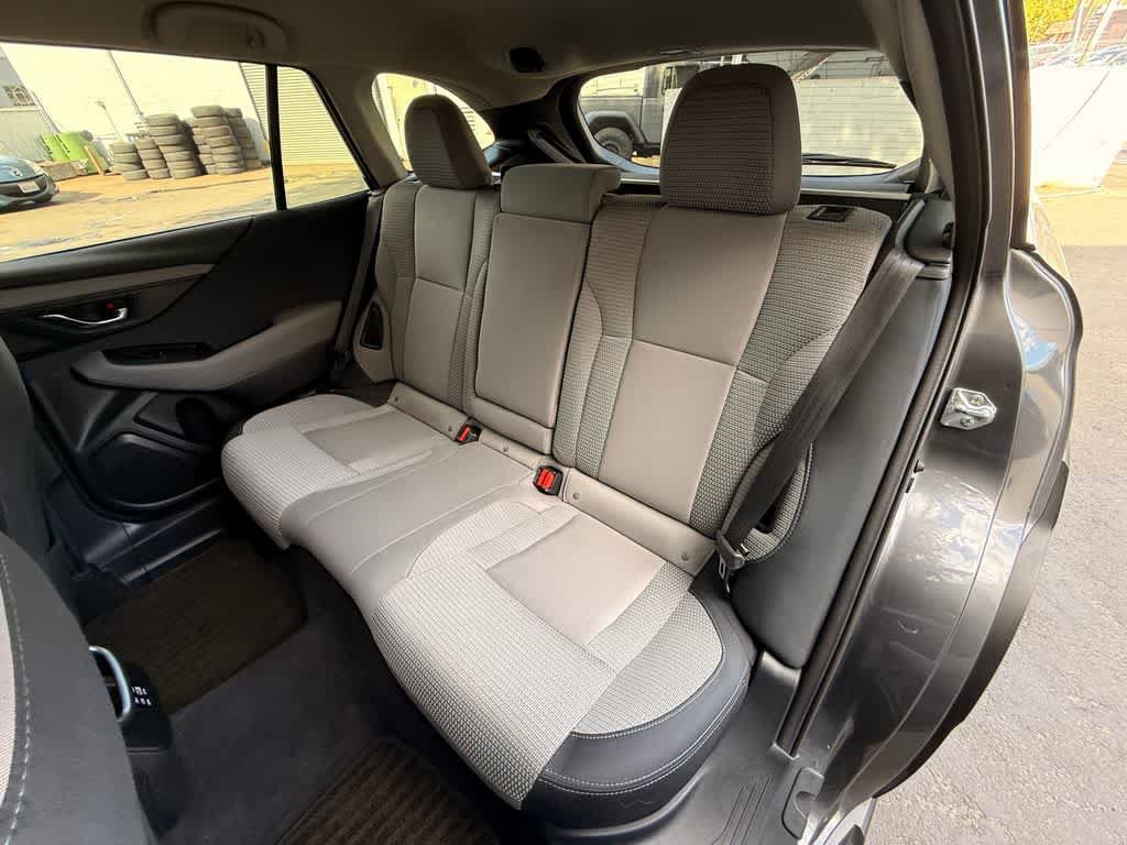 Certified 2025 Subaru Outback Premium AWD/4WD image 13
