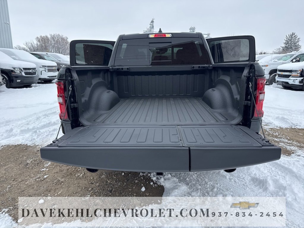 Used 2025 RAM 1500 Big Horn image 32