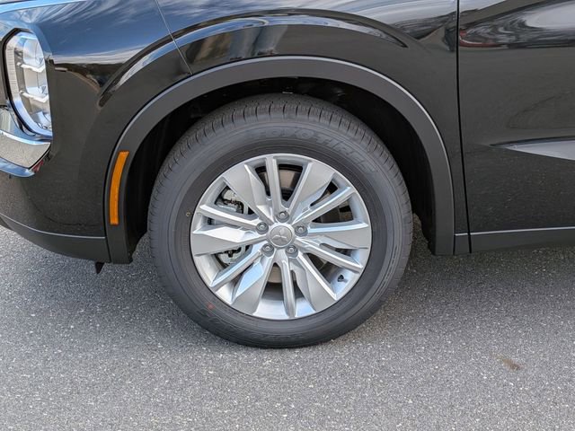 New 2026 Mitsubishi Outlander ES image 10