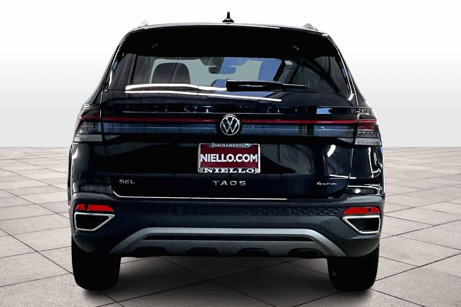 New 2026 Volkswagen Taos SEL image 6
