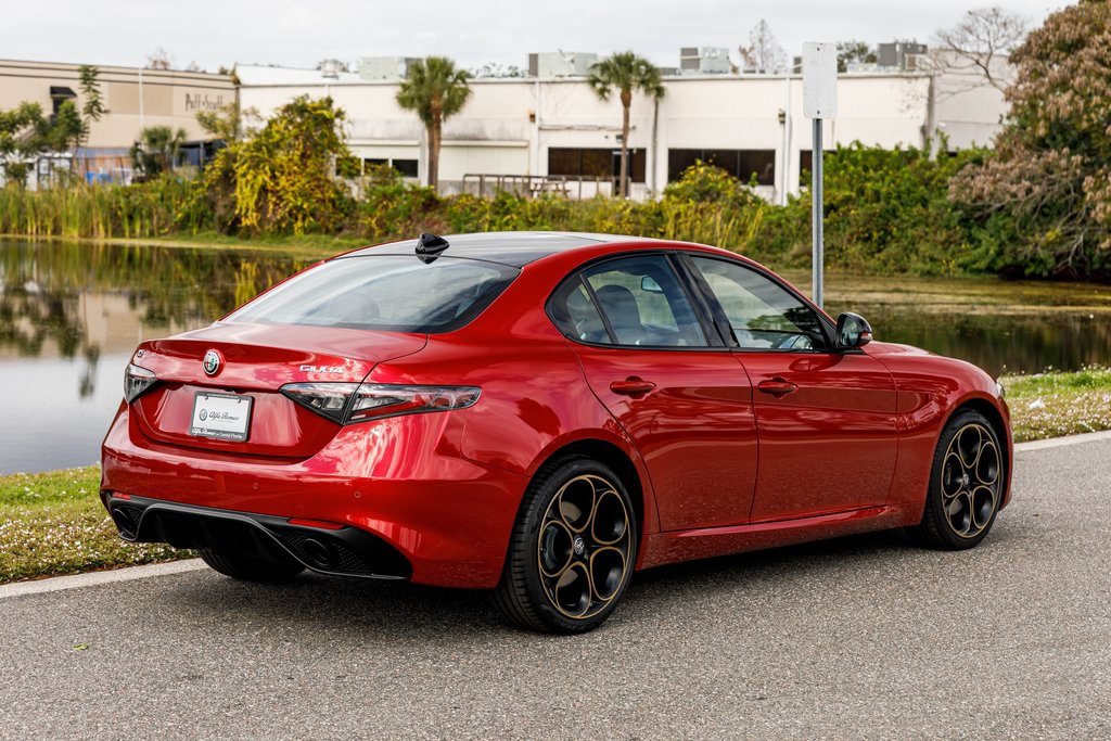 New 2025 Alfa Romeo Giulia AWD w/ Driving Assist Package image 3