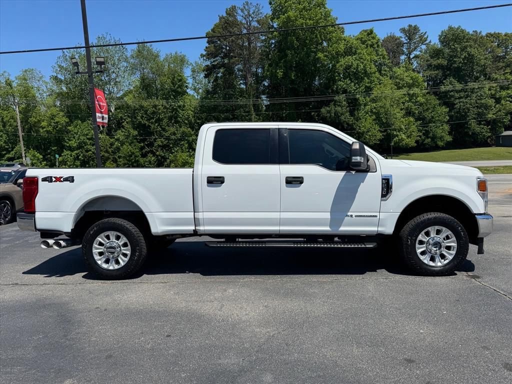 Used 2022 Ford F250 XLT AWD/4WD image 2