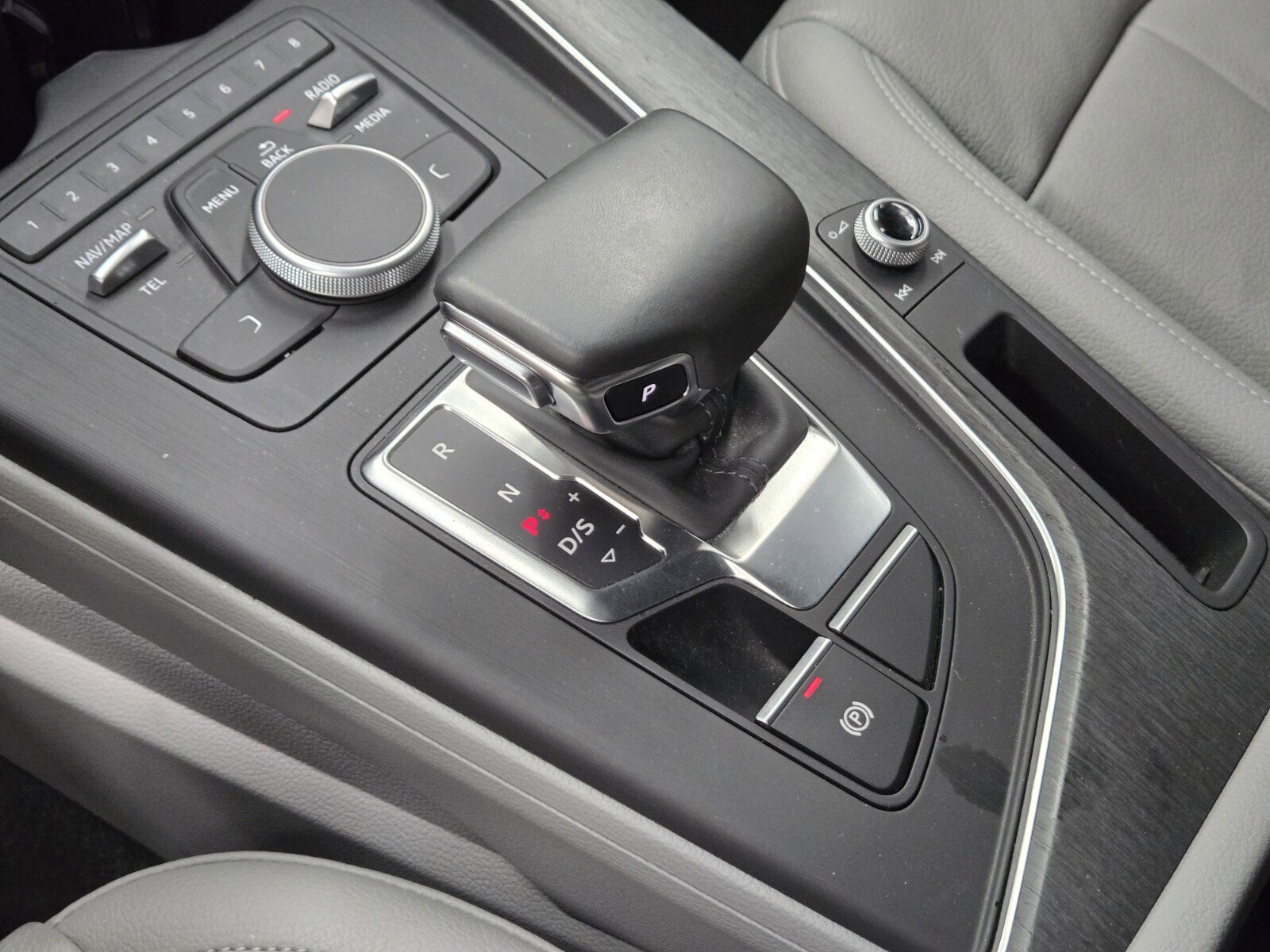 Used 2018 Audi A4 2.0T Ultra Premium Plus image 21