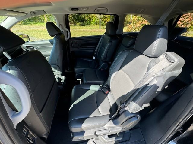 Used 2023 Honda Odyssey EX-L image 17