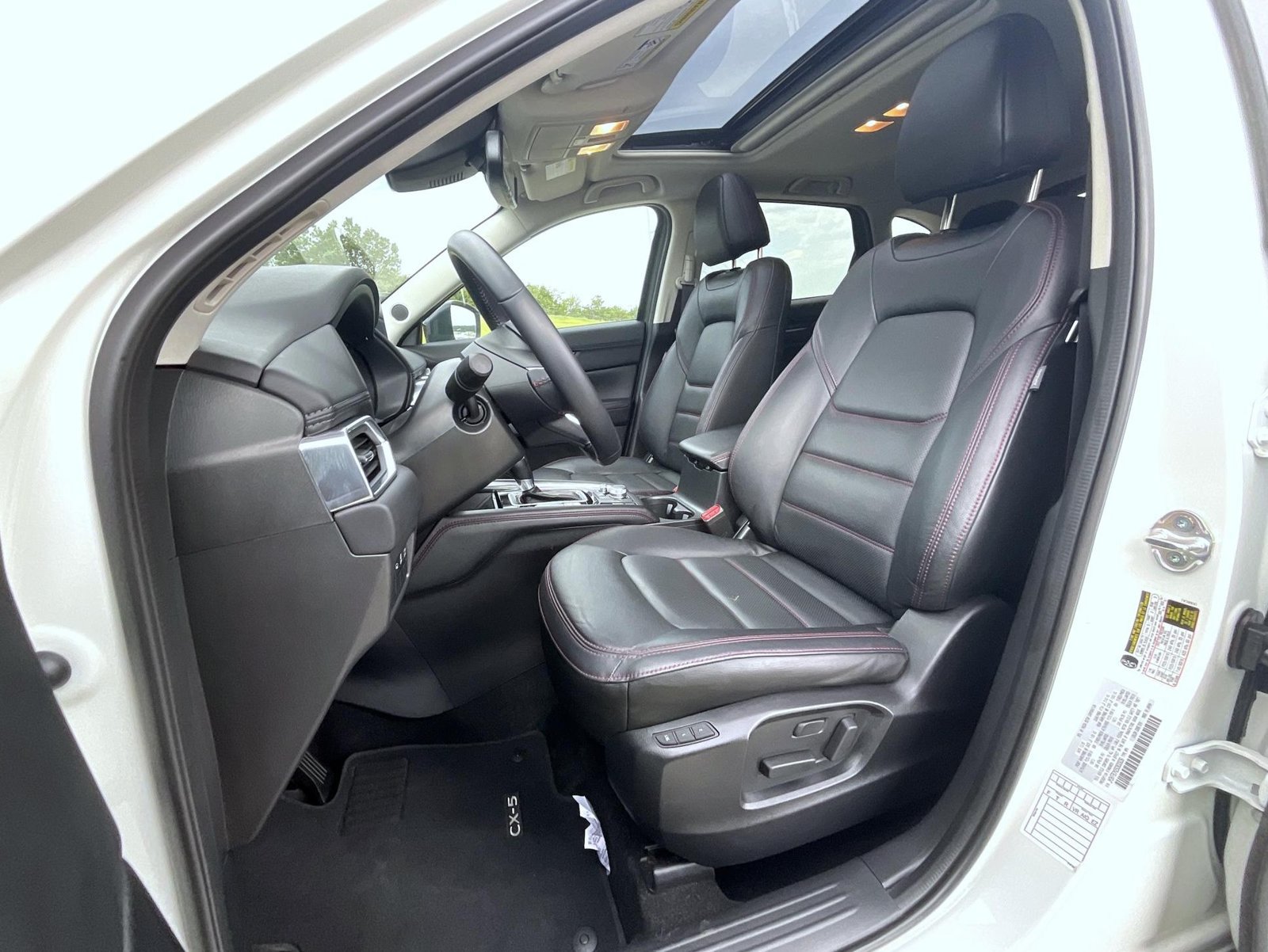 Certified 2025 MAZDA CX-5 Carbon Edition AWD/4WD image 11